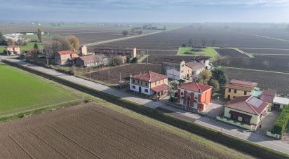 House boat 3 rooms of 200 m² in Poggio Renatico (44028)