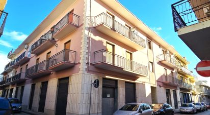 Appartamento 8 locali di 270 m² a Floridia (96014)